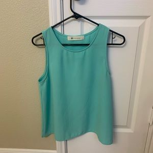 Scallop Back Boutique Tank Top
